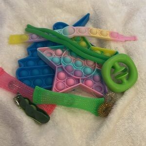 11 fidgets – $20 lightly used